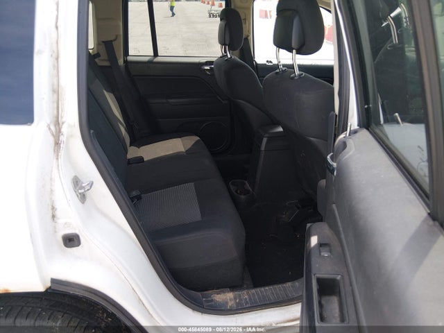 45845089 :رقم المزاد ، 1J4NF1FB9BD280431 vin ، 2011 Jeep Compass مزاد بيع