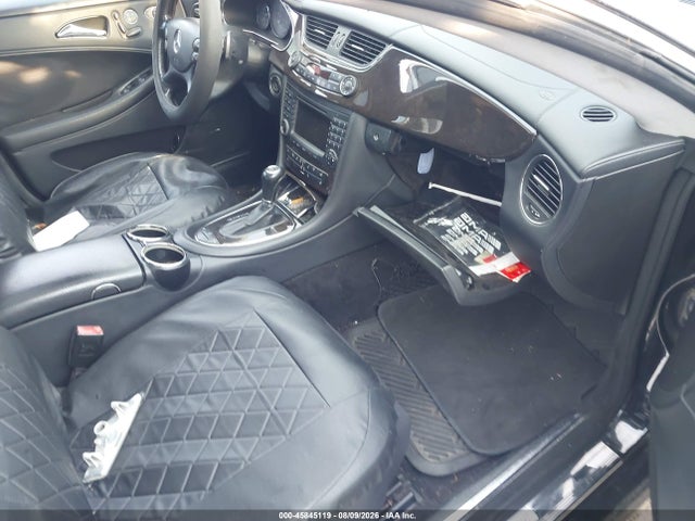 45845119 :رقم المزاد ، WDDDJ72XX7A085232 vin ، 2007 Mercedes-benz Cls 550 مزاد بيع