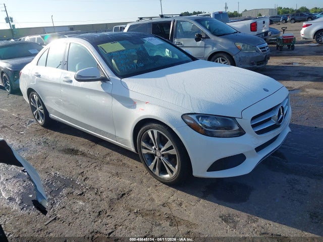 2017 Mercedes-benz C 300 მანქანა იყიდება აუქციონზე, vin: 55SWF4JB8HU205917, აუქციონის ნომერი: 45845134