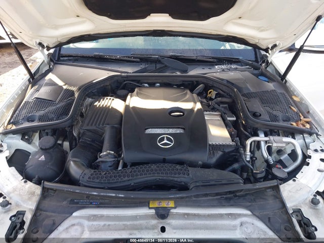 2017 Mercedes-benz C 300 მანქანა იყიდება აუქციონზე, vin: 55SWF4JB8HU205917, აუქციონის ნომერი: 45845134
