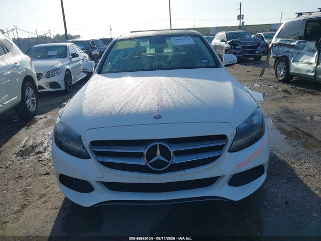 2017 Mercedes-benz C 300 მანქანა იყიდება აუქციონზე, vin: 55SWF4JB8HU205917, აუქციონის ნომერი: 45845134