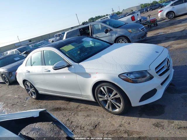 2017 Mercedes-benz C 300 მანქანა იყიდება აუქციონზე, vin: 55SWF4JB8HU205917, აუქციონის ნომერი: 45845134