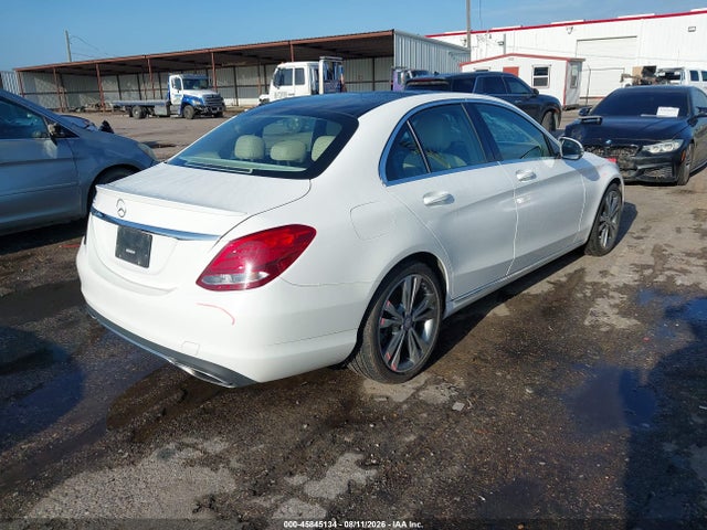 2017 Mercedes-benz C 300 მანქანა იყიდება აუქციონზე, vin: 55SWF4JB8HU205917, აუქციონის ნომერი: 45845134