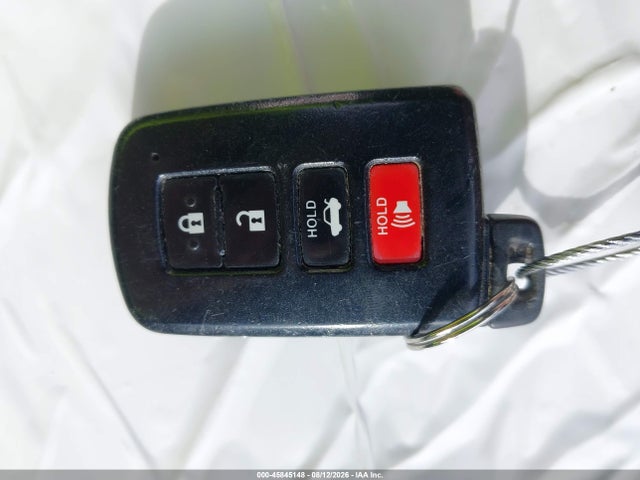 4T1BD1FK8HU226489 Toyota Camry Hybrid Xle
