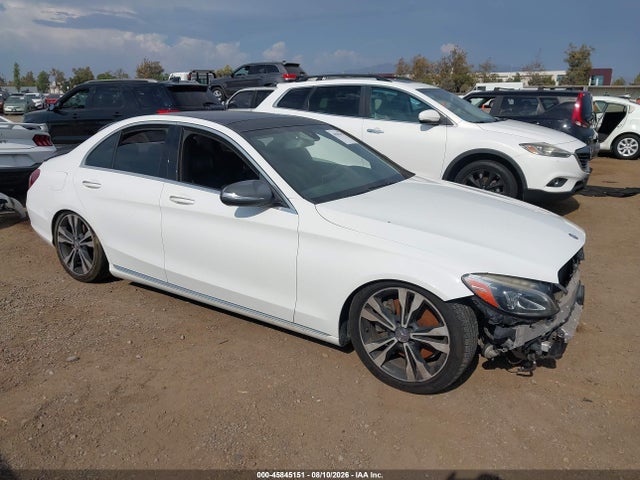 Продаж на аукціоні авто 2015 Mercedes-benz C 300 4matic, vin: 55SWF4KB4FU021697, номер лоту: 45845151