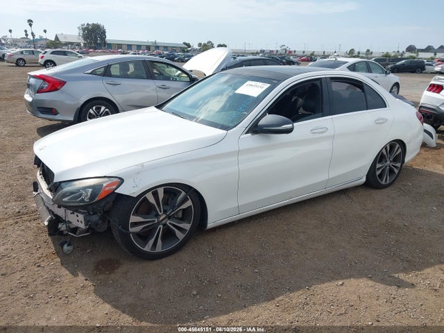 45845151 :رقم المزاد ، 55SWF4KB4FU021697 vin ، 2015 Mercedes-benz C 300 4matic مزاد بيع