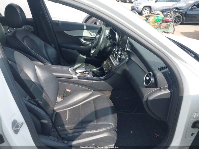 45845151 :رقم المزاد ، 55SWF4KB4FU021697 vin ، 2015 Mercedes-benz C 300 4matic مزاد بيع
