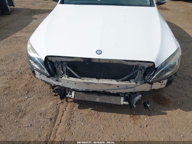 45845151 :رقم المزاد ، 55SWF4KB4FU021697 vin ، 2015 Mercedes-benz C 300 4matic مزاد بيع