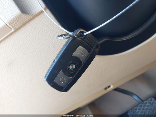 45845154 :رقم المزاد ، WBAPH57529NL77206 vin ، 2009 Bmw 328i مزاد بيع