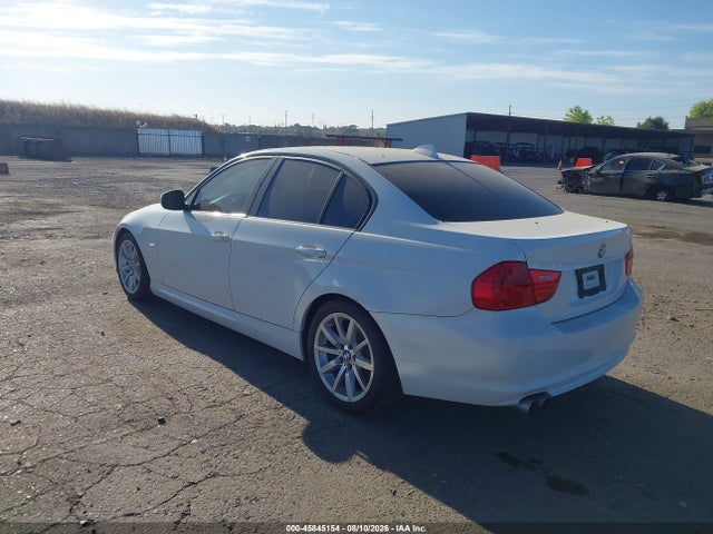 45845154 :رقم المزاد ، WBAPH57529NL77206 vin ، 2009 Bmw 328i مزاد بيع