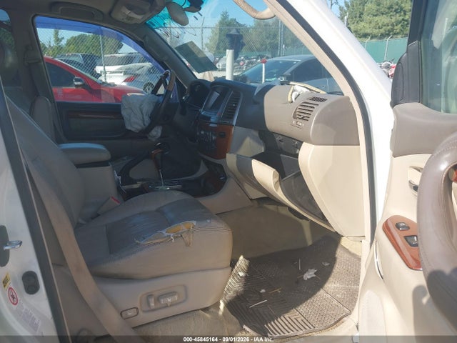 2005 Lexus Lx 470 მანქანა იყიდება აუქციონზე, vin: JTJHT00W353555123, აუქციონის ნომერი: 45845164