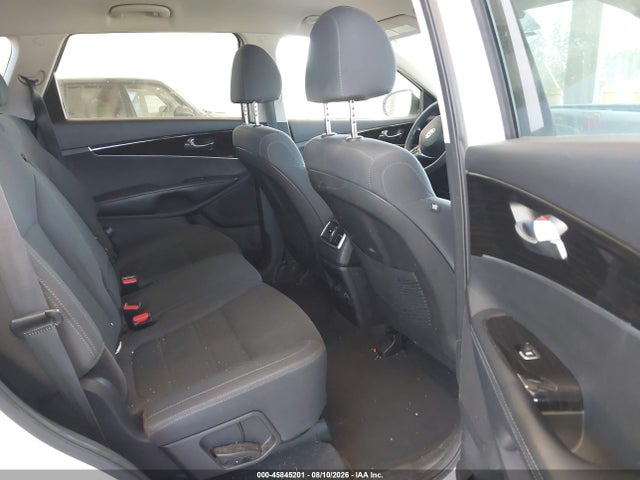 KIA Sorento 3.3l Lx 2019 5XYPG4A56KG467450 Image 8