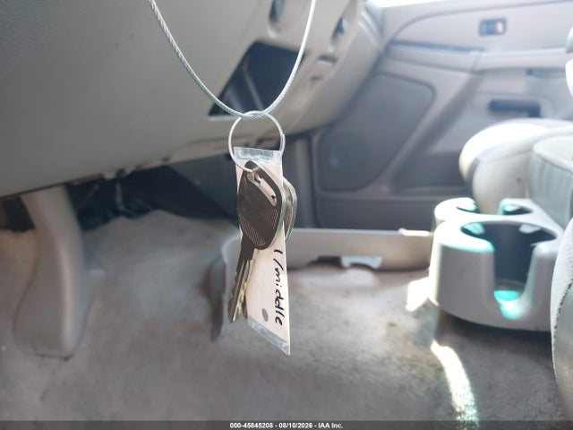 2006 Gmc Yukon Sl მანქანა იყიდება აუქციონზე, vin: 1GKEC13V16R138732, აუქციონის ნომერი: 45845208