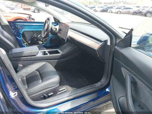 2021 Tesla Model 3 Performance Dual Motor All-wheel Drive მანქანა იყიდება აუქციონზე, vin: 5YJ3E1EC6MF914137, აუქციონის ნომერი: 45845209