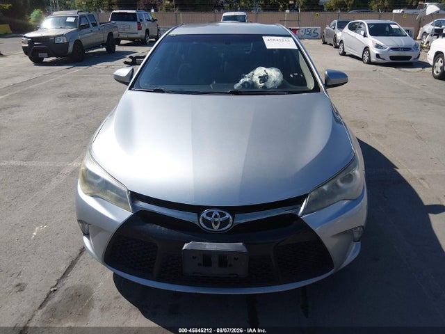 4T1BF1FK0GU138805 Toyota CAMRY SE