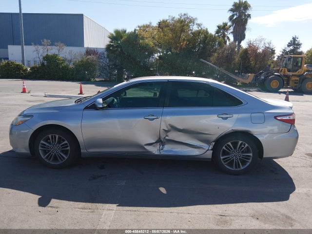4T1BF1FK0GU138805 Toyota CAMRY SE
