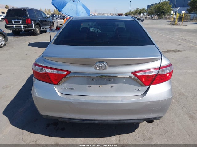 4T1BF1FK0GU138805 Toyota CAMRY SE
