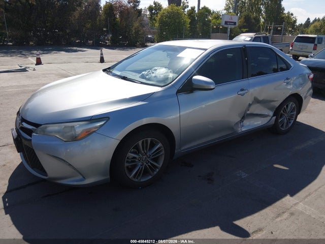 4T1BF1FK0GU138805 Toyota CAMRY SE