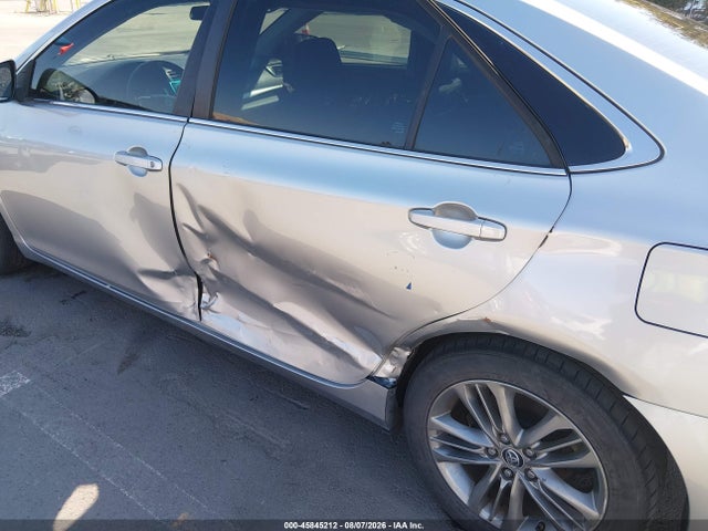 4T1BF1FK0GU138805 Toyota CAMRY SE