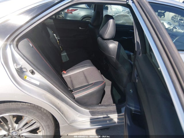 4T1BF1FK0GU138805 Toyota CAMRY SE