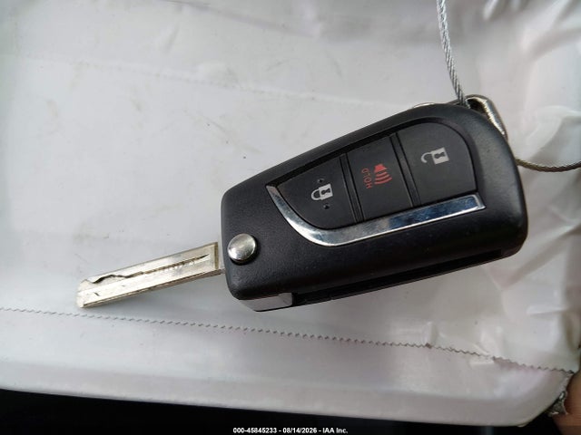 45845233 :رقم المزاد ، 2T3F1RFV3MW172605 vin ، 2021 Toyota Rav4 Le مزاد بيع