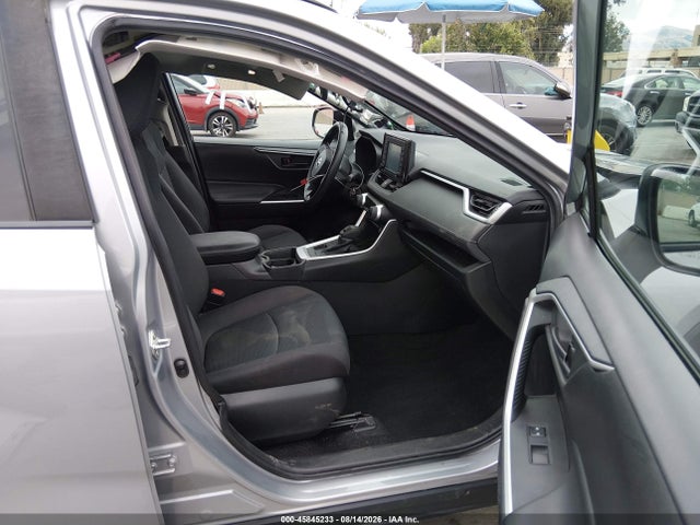 45845233 :رقم المزاد ، 2T3F1RFV3MW172605 vin ، 2021 Toyota Rav4 Le مزاد بيع