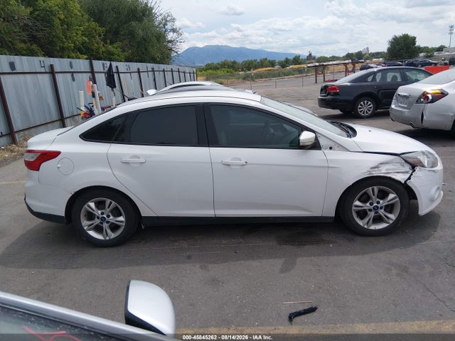 Ford FOCUS SE 2014 1FADP3F27EL265307 Image 13