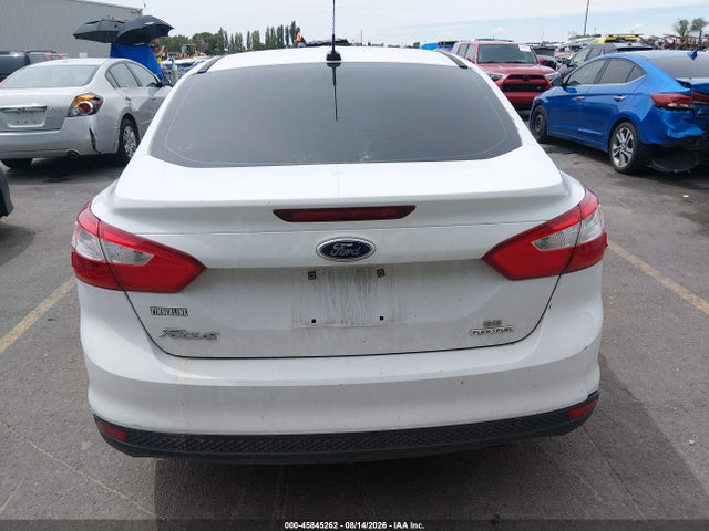 Ford FOCUS SE 2014 1FADP3F27EL265307 Image 16