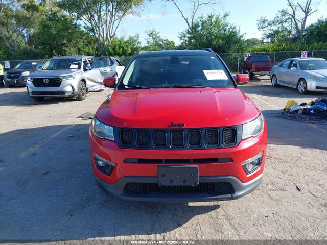 45845274 :رقم المزاد ، 3C4NJDBB0JT395004 vin ، 2018 Jeep Compass Altitude 4x4 مزاد بيع