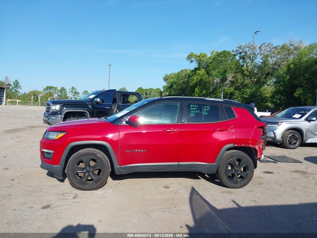 45845274 :رقم المزاد ، 3C4NJDBB0JT395004 vin ، 2018 Jeep Compass Altitude 4x4 مزاد بيع