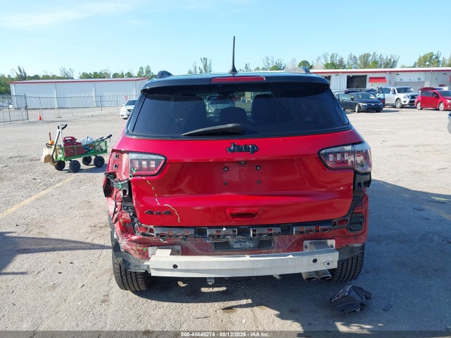 45845274 :رقم المزاد ، 3C4NJDBB0JT395004 vin ، 2018 Jeep Compass Altitude 4x4 مزاد بيع