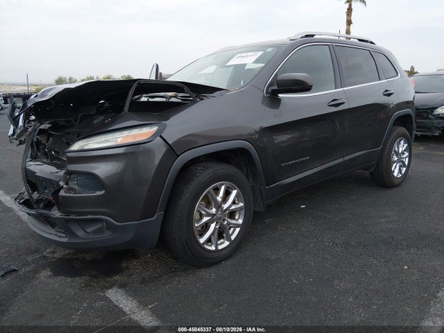 Jeep Cherokee Latitude 2016 1C4PJMCS6GW227183 Image 2