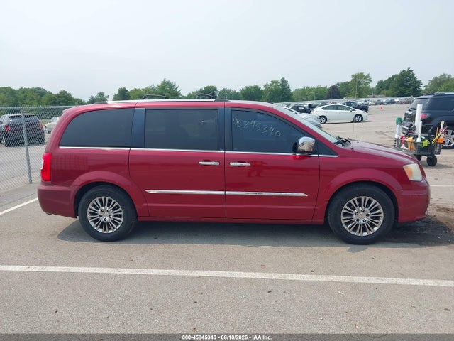 45845340 :رقم المزاد ، 2A4RR6DG2BR667372 vin ، 2011 Chrysler Town & Country Limited مزاد بيع