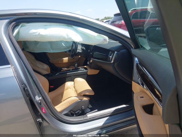 45845363 :رقم المزاد ، YV1A22MK1H1012034 vin ، 2017 Volvo S90 T6 Momentum مزاد بيع