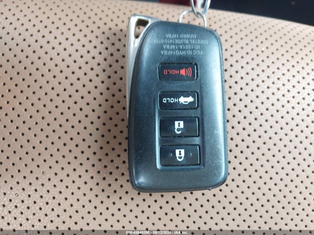 45845390 :رقم المزاد ، JTHCM1D24G5012196 vin ، 2016 Lexus Is 300 مزاد بيع