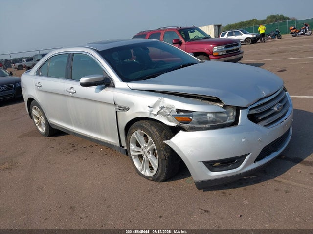 2015 Ford Taurus Sel მანქანა იყიდება აუქციონზე, vin: 1FAHP2E89FG176673, აუქციონის ნომერი: 45845444
