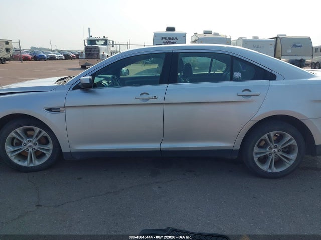 2015 Ford Taurus Sel მანქანა იყიდება აუქციონზე, vin: 1FAHP2E89FG176673, აუქციონის ნომერი: 45845444