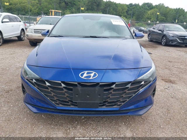 Продажа на аукционе авто 2022 Hyundai Elantra Sel, vin: 5NPLS4AG8NH085870, номер лота: 45845450