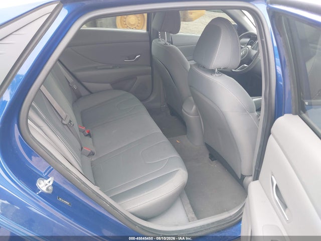 Продажа на аукционе авто 2022 Hyundai Elantra Sel, vin: 5NPLS4AG8NH085870, номер лота: 45845450