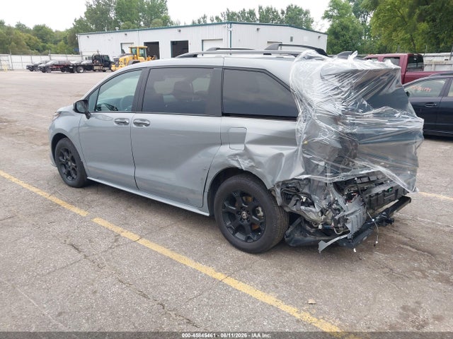 Продажа на аукционе авто 2025 Toyota Sienna Woodland Edition, vin: 5TDCSKFC6SS176877, номер лота: 45845461