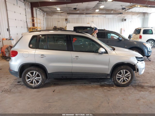 Продаж на аукціоні авто 2016 Volkswagen Tiguan S, vin: WVGBV7AX8GW025326, номер лоту: 45845488