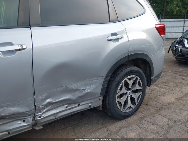 Продажа на аукционе авто 2021 Subaru Forester Premium, vin: JF2SKAJC0MH588797, номер лота: 45845498