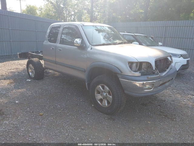 45845550 :رقم المزاد ، 5TBBT44142S276720 vin ، 2002 Toyota Tundra Sr5 V8 مزاد بيع