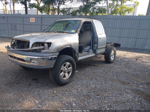 45845550 :رقم المزاد ، 5TBBT44142S276720 vin ، 2002 Toyota Tundra Sr5 V8 مزاد بيع