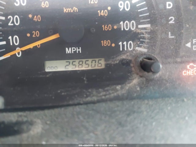 45845550 :رقم المزاد ، 5TBBT44142S276720 vin ، 2002 Toyota Tundra Sr5 V8 مزاد بيع