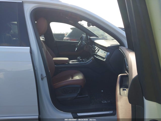 2023 Audi Q7 Premium Plus 55 Tfsi Quattro Tiptronic მანქანა იყიდება აუქციონზე, vin: WA1LXBF71PD015290, აუქციონის ნომერი: 45845597