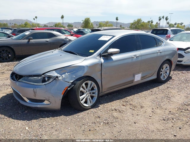 Chrysler 200 Limited 2016 1C3CCCAB6GN106220 Image 2