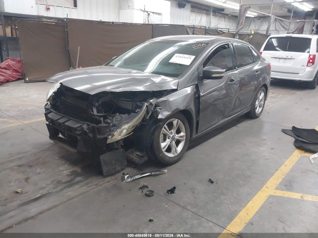 Ford FOCUS SE 2014 1FADP3F21EL169768 Image 2