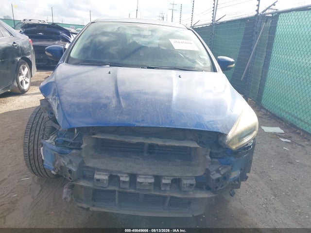 Ford FOCUS SEL 2018 1FADP3M23JL201195 Image 12