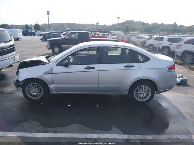 45845728 :رقم المزاد ، 1FAHP3FN4BW112308 vin ، 2011 Ford Focus Se مزاد بيع